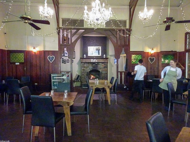 Kafe oturma alanı
