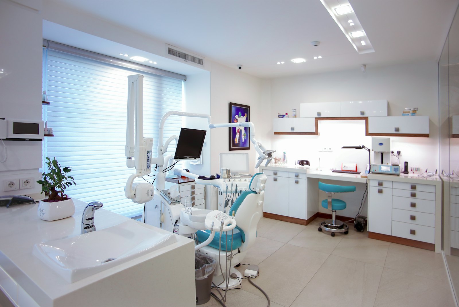 Beyaz Diş Kliniği